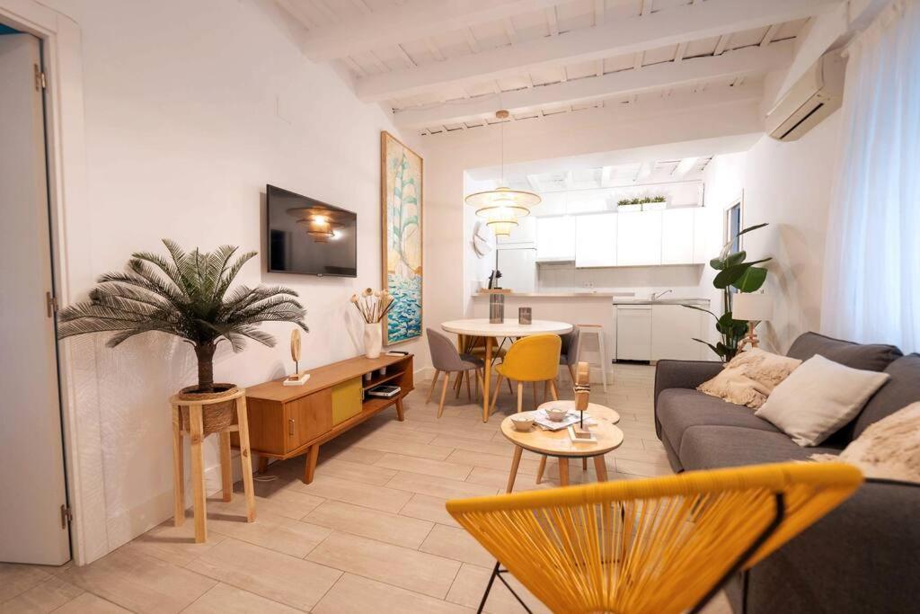 Apartamento A Estrenar En Calle Alcazares เซบีญา ภายนอก รูปภาพ